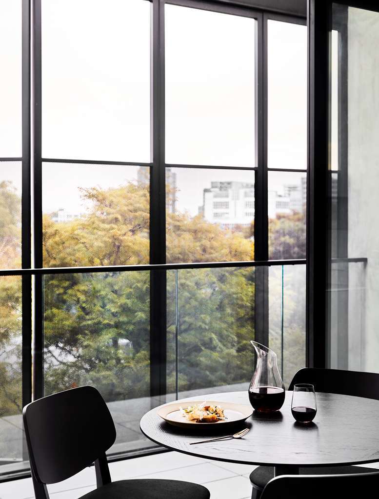 United Places Hotel Botanic Gardens Melbourne Room photo
